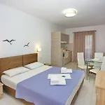 Appartement Aspous Studios&rooms