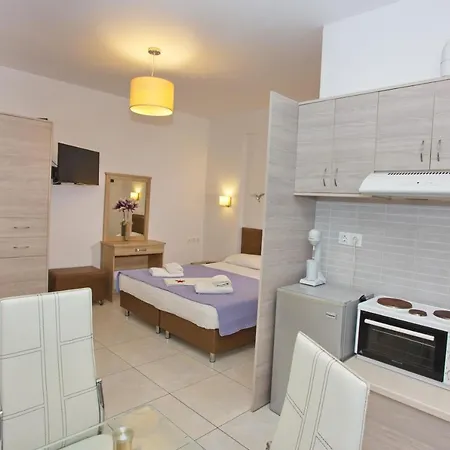 Aspous Studios And Rooms Apartment *
