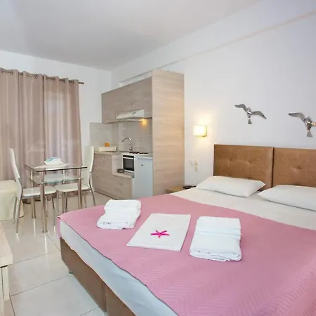 Aspous Studios&rooms Appartement Skyros