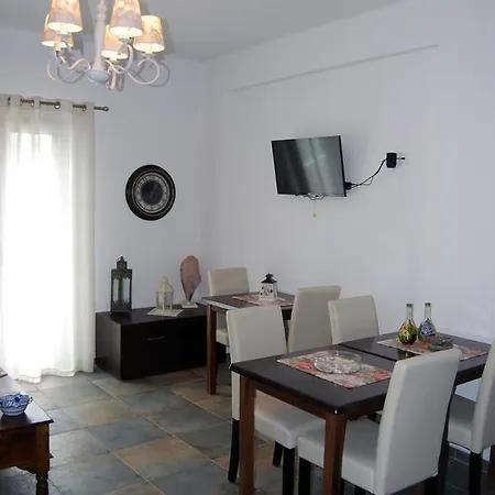 Apartment Aspous Studios And Rooms *